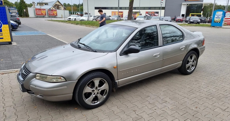 Chrysler Stratus cena 3900 przebieg: 201000, rok produkcji 2000 z Starogard Gdański małe 497